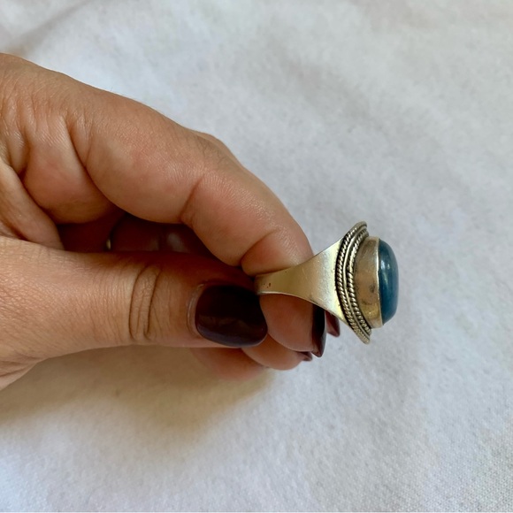 Sterling silver kyanite saddle ring - Picture 6 of 7